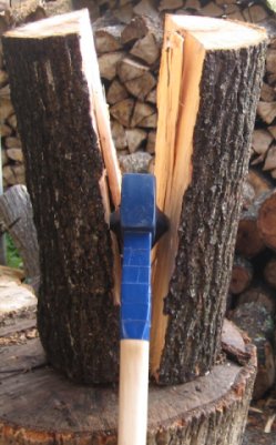 楽しい薪割り 楽しい薪割り